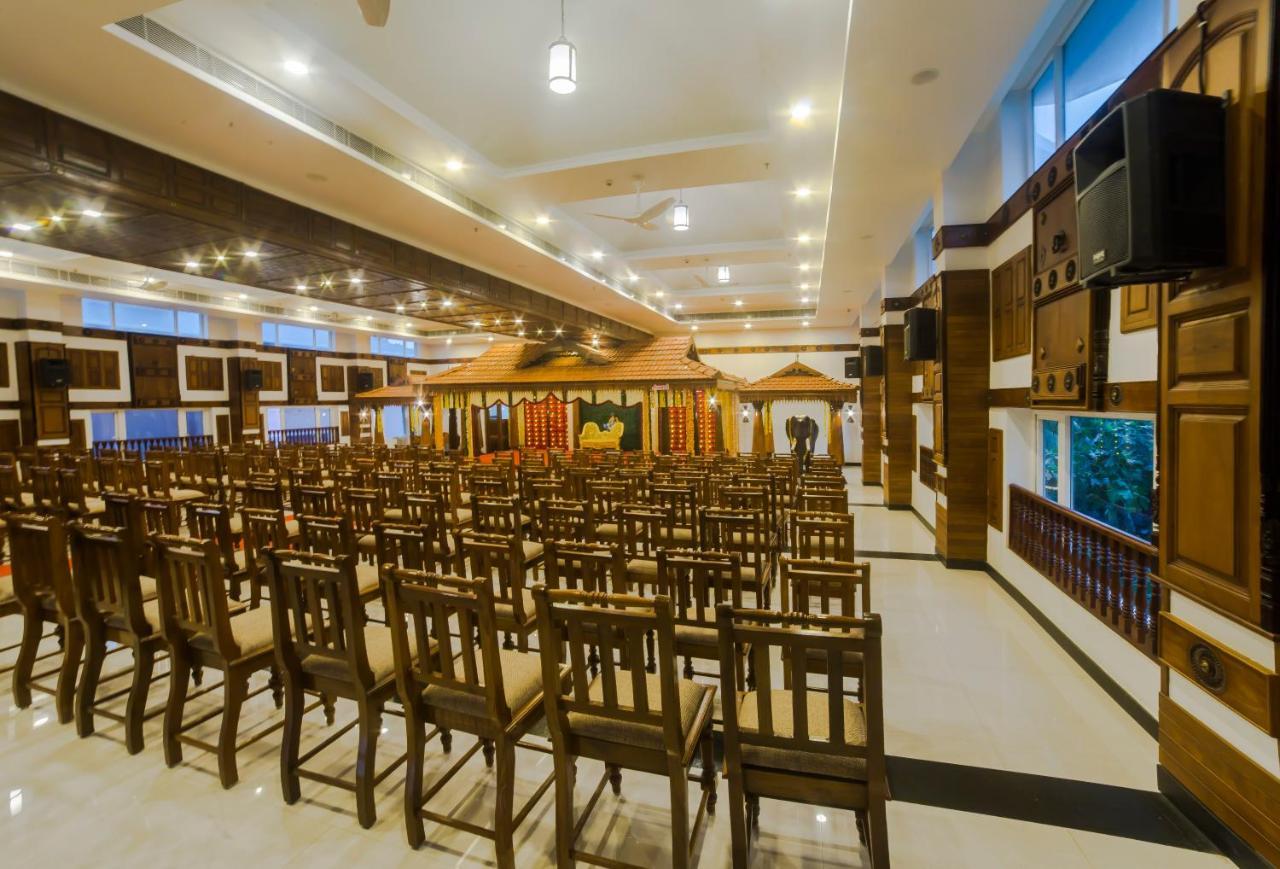 Hotel Guruvayur Darshan المظهر الخارجي الصورة